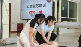 除颤仪操作视频,关键时刻的救命指南