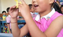 小朋友视频,捕捉小朋友的欢乐时光